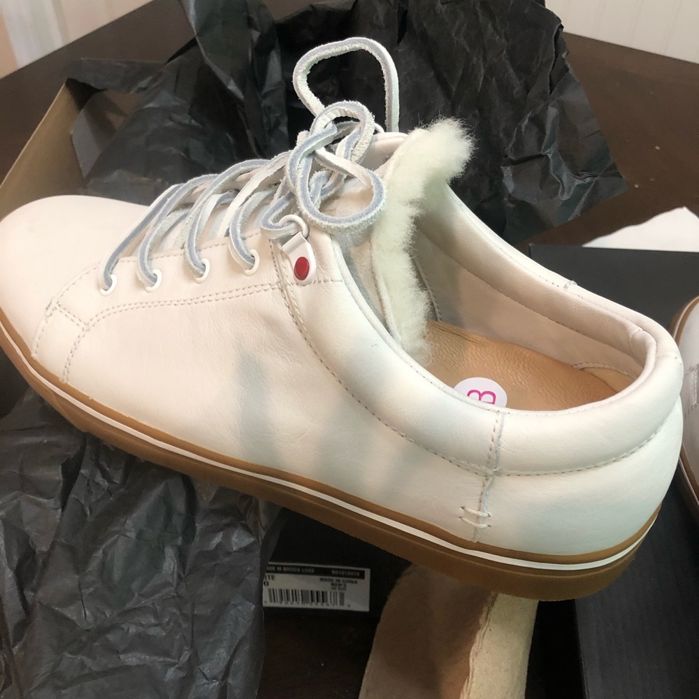Uggs shoes